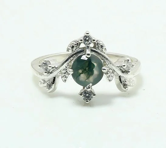 Nature-Inspired Moss Agate Leaf Ring