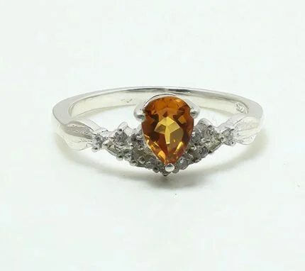 Captivating Pear-Faced Citrine Gemstone Ring